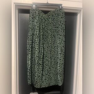 Pleated Midi Leopard Skirt
